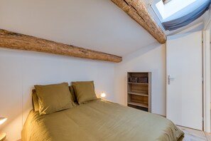 2 間睡房、熨斗/熨衫板、免費 Wi-Fi、床單