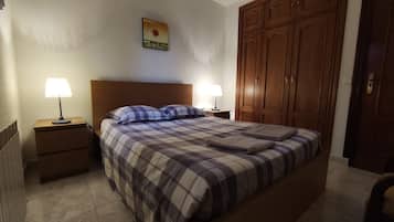 3 bedrooms, free WiFi, bed sheets