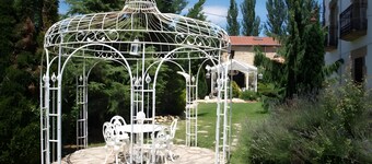 Suite 2 con vistas a la montaña, terraza compartida y Wi-Fi