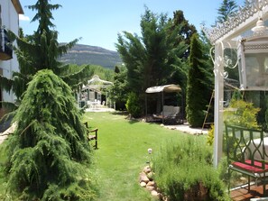 Property grounds - Suite 6 with Mountain Views, Shared Terrace, and Wi-Fi (CIDONES)