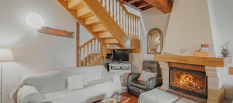 Gßte rural 'El Hidalgo' avec vue sur la montagne, jardin privé et Wi-Fi