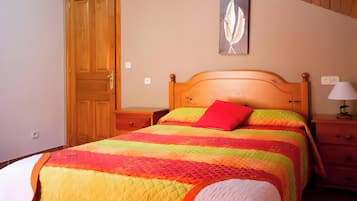 Een strijkplank/strijkijzer, gratis wifi, beddengoed