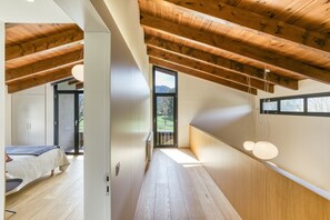 5 Schlafzimmer, Bügeleisen/Bügelbrett, kostenloses WLAN, Bettwäsche