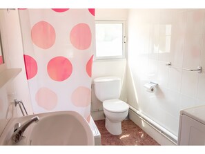 Douche, serviettes fournies