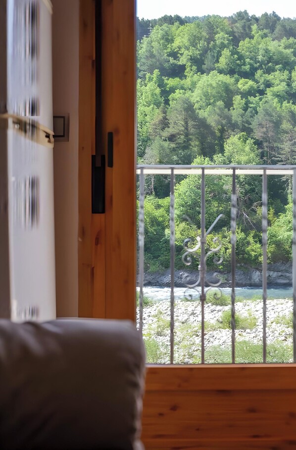 Interior - Apartment 'Moleras' with Mountain View, Balcony and Wi-Fi (Tella)