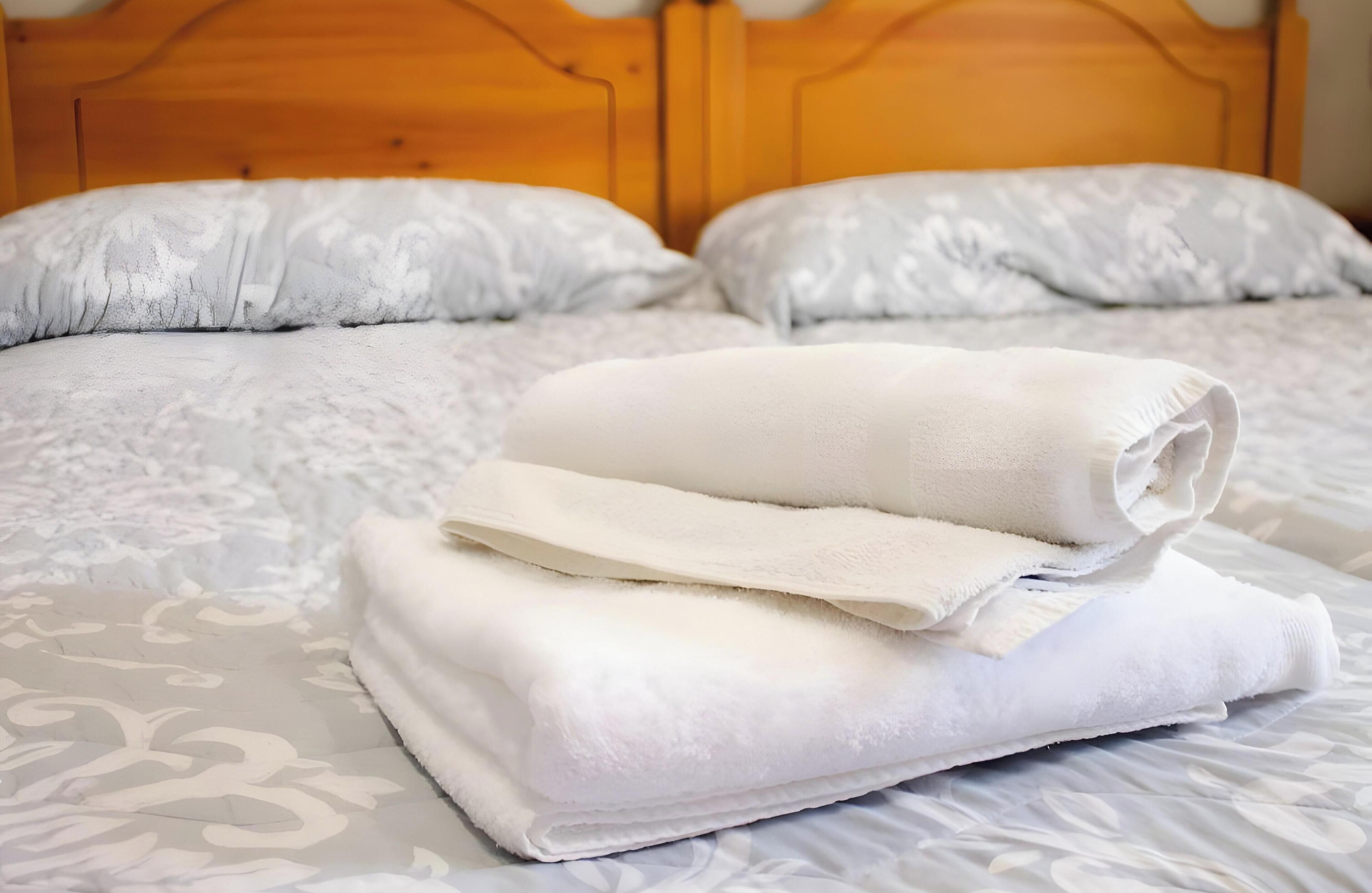 1 slaapkamer, een strijkplank/strijkijzer, gratis wifi, beddengoed