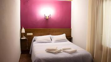 1 makuuhuone, silitysrauta/-lauta, ilmainen Wi-Fi, vuodevaatteet