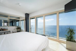 4 habitaciones, tabla de planchar con plancha y wifi gratis 