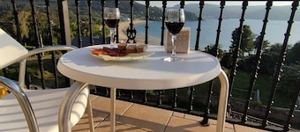 Room '203' with Sea View, Shared Terrace and Wi-Fi