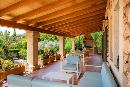 Landhaus 'Es Matul-los Ref 134' mit Bergblick, privatem Pool und WLAN