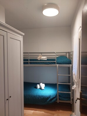 3 Schlafzimmer, kostenloses WLAN, Bettwäsche