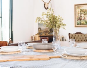 Dining - Finca Los Gorriones – Country House with Mountain Views near Seville (El Garrobo)
