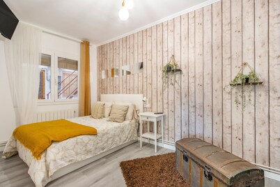 Apartment 'Pablo Y Francisca' with Mountain Views, Private Terrace, Wi-Fi, No A/C
