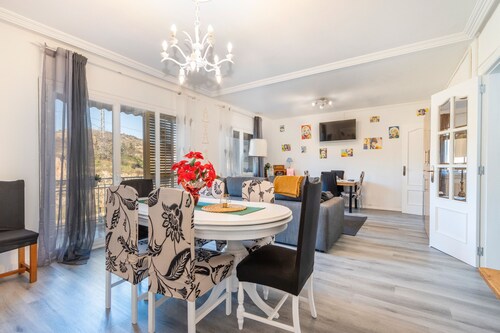 Apartment 'Pablo Y Francisca' with Mountain View, Private Terrace and Wi-Fi