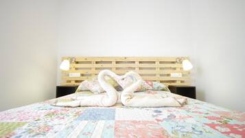 3 chambres, fer et planche Ă  repasser, Wi-Fi gratuit, draps fournis