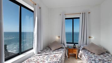 1 chambre, fer et planche Ă repasser, Wi-Fi gratuit, draps fournis