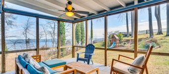 Rising Sun Cottage 3 bedroom 3 bathroom W/ Beach Views!