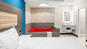 1 King Bed with Jetted Tub | Desk, free WiFi