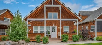 Pet Friendly Bungalow in the heart of Dover Bay