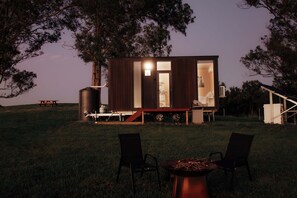Exterior - Amaroo One by Tiny Away (Minimbah)
