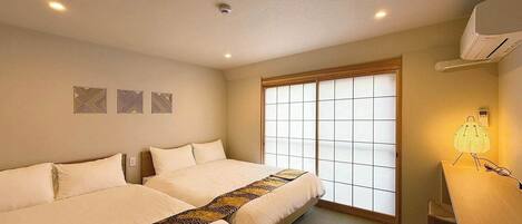 2 chambres, fer et planche à repasser, Wi-Fi, draps fournis