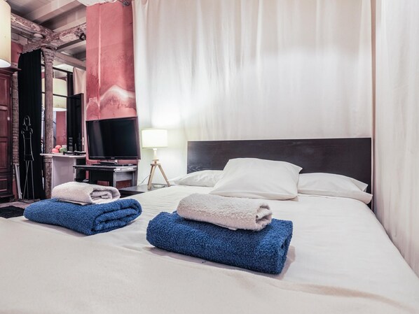 2 bedrooms, internet