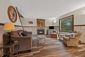 TV, fireplace, offices