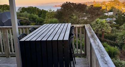 Elevated escape in the heart of Onetangi
