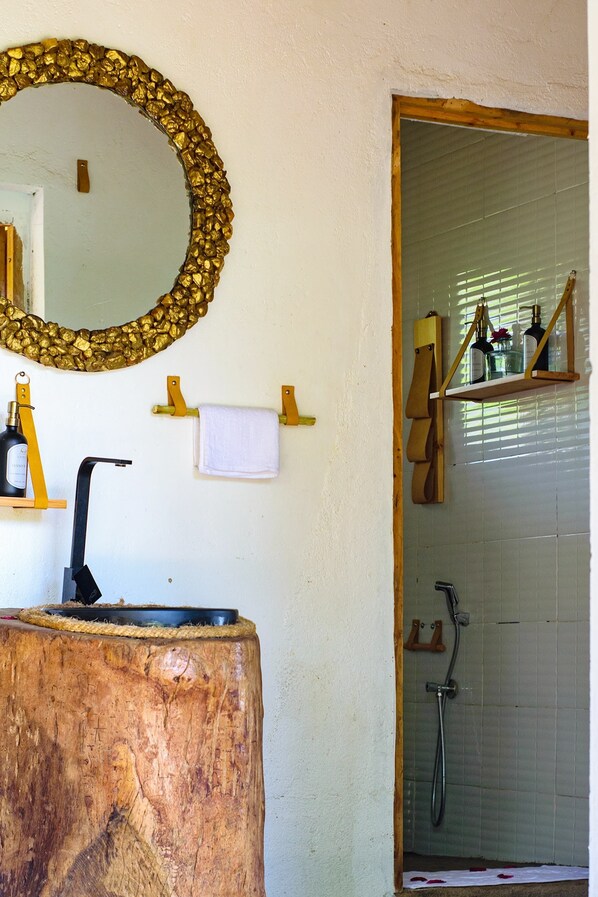 Håndklæder, Sæbe, Toiletpapir