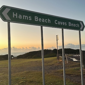 Miscellaneous - Luxury, over-sized private unit, by the beach. Pet friendly! (Caves Beach)