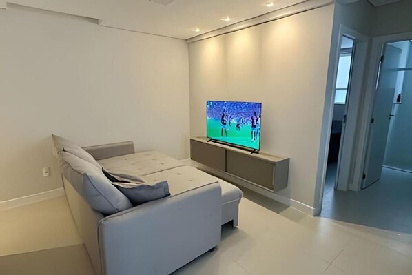 スマートテレビ、テーブルサッカー台