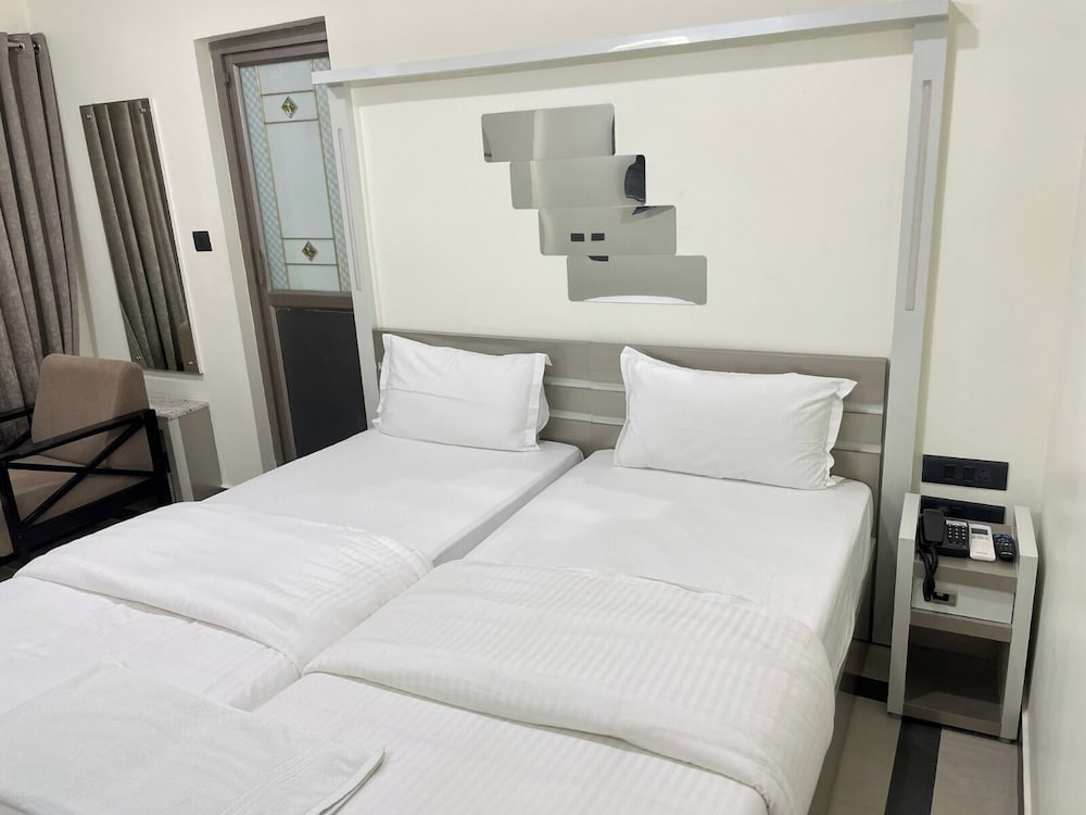 2 Star Hotels