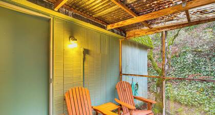 2 Mi to University of Oregon: Pet-Friendly Abode