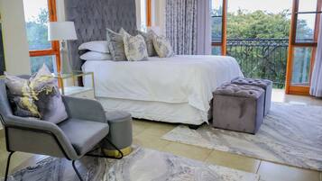 6 habitaciones, tabla de planchar con plancha, internet y ropa de cama