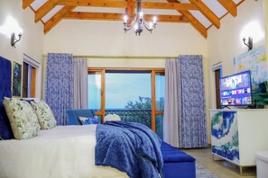 6 Schlafzimmer, Bügeleisen/Bügelbrett, Internetzugang, Bettwäsche