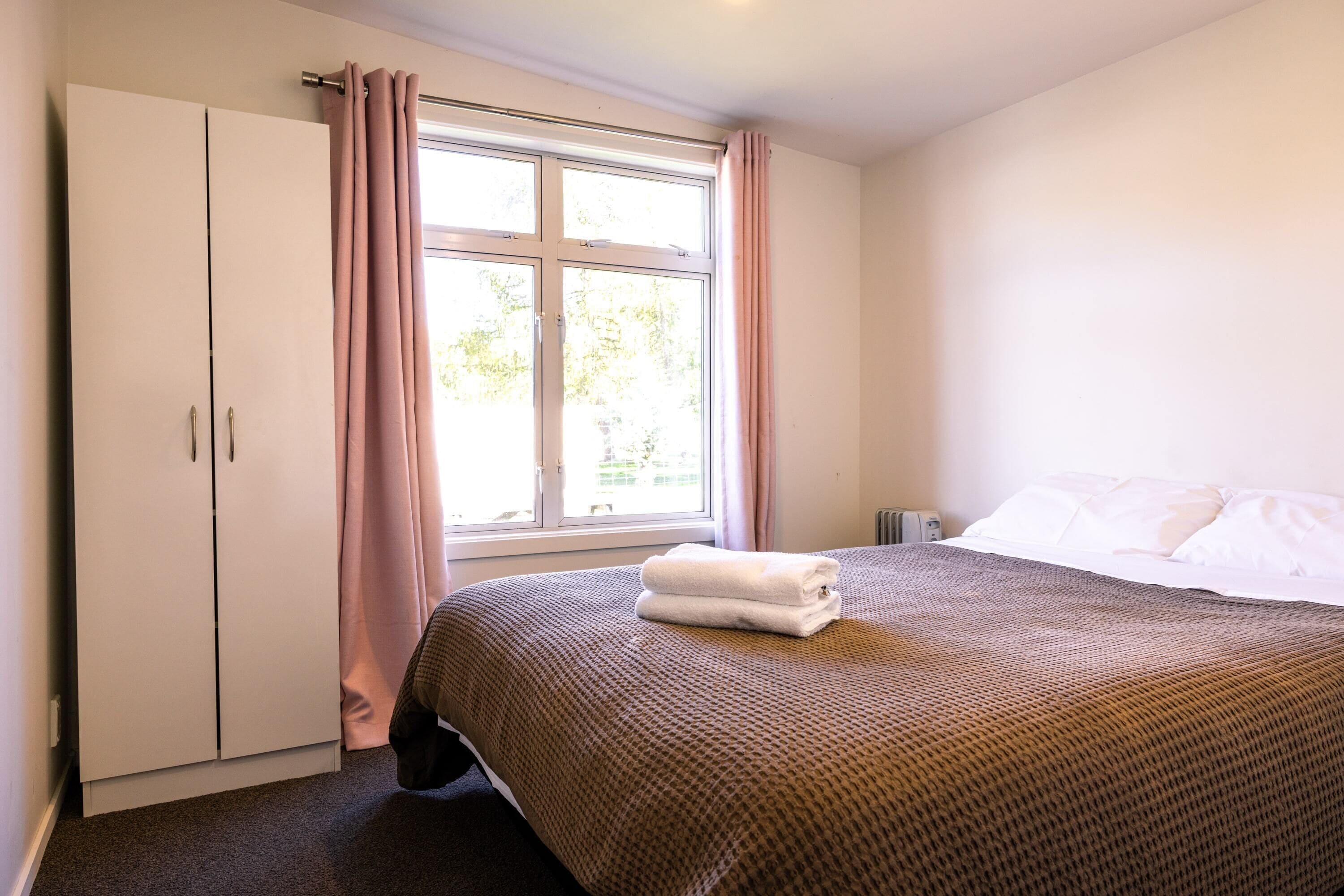 3 quartos, Wi-Fi, roupa de cama