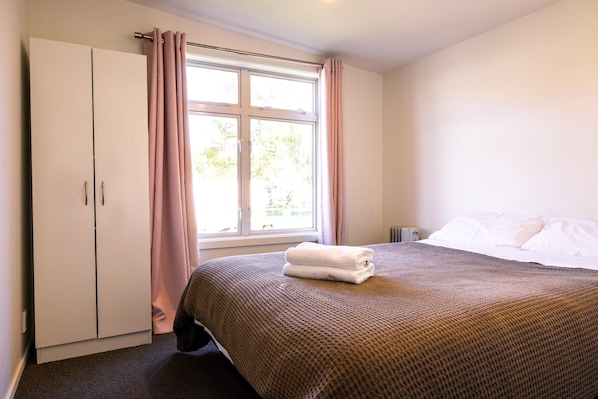 3 habitaciones, wifi y ropa de cama