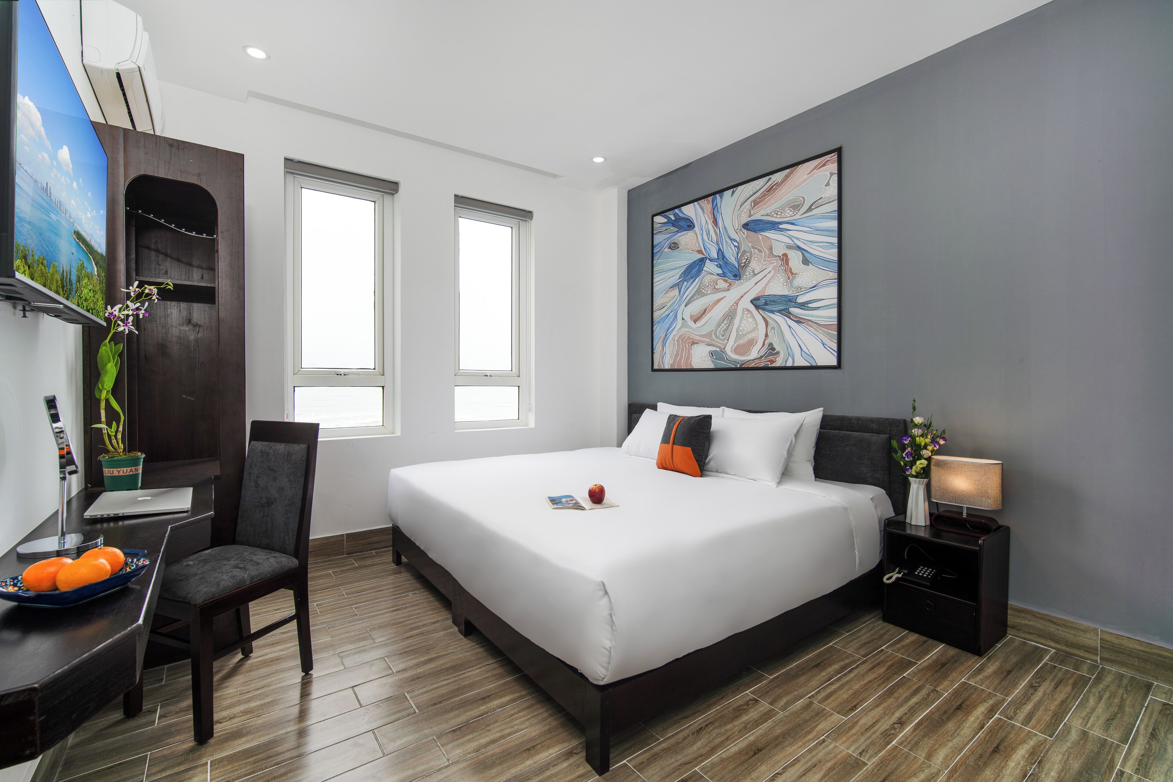 华丽双人房, 海洋景观 | 迷你吧、办公桌、遮光窗帘、隔音