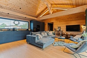 Villa | Living area - Lush Villa in Bohemia With Sauna (Smetanova Lhota)