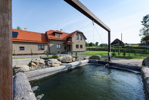 Villa in Varvazov With Garden and Barbecue