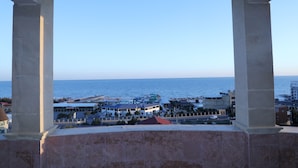 Unclassified image, 3 of 45, button - Olive Garden Hotel Baku (Baku)
