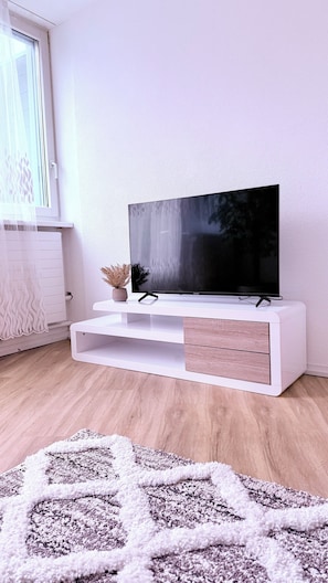 Interior - Cozy Cove, spacious apartment in Olten Switzerland near Railway station | WiFi (Olten)