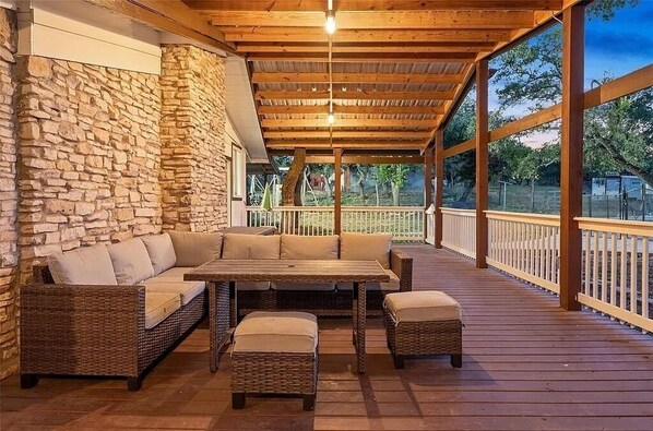 Outdoor dining