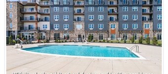 NEW Lakeview Escape | Hot Tub | Poolside