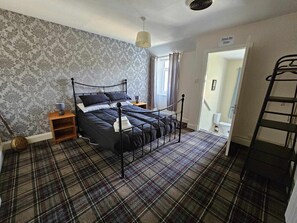 3 chambres, Wi-Fi gratuit, draps fournis