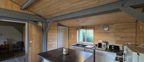 Refrigerador, microondas, horno y lavavajillas