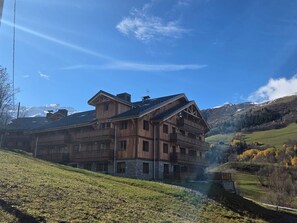Exterior - New T2 with balcony, parking and ski locker, ideal for 4 people (Valmorel)