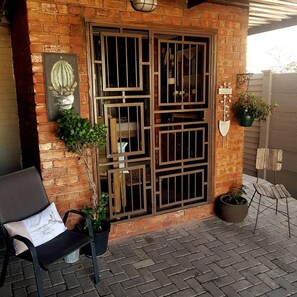 Chalet, 2 chambres, balcon | Jardin