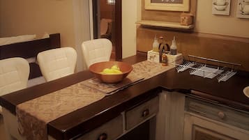 Chalet, 2 Bedrooms, Balcony | Dining room