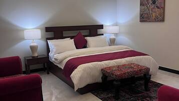 1 bedroom, desk, iron/ironing board, free WiFi